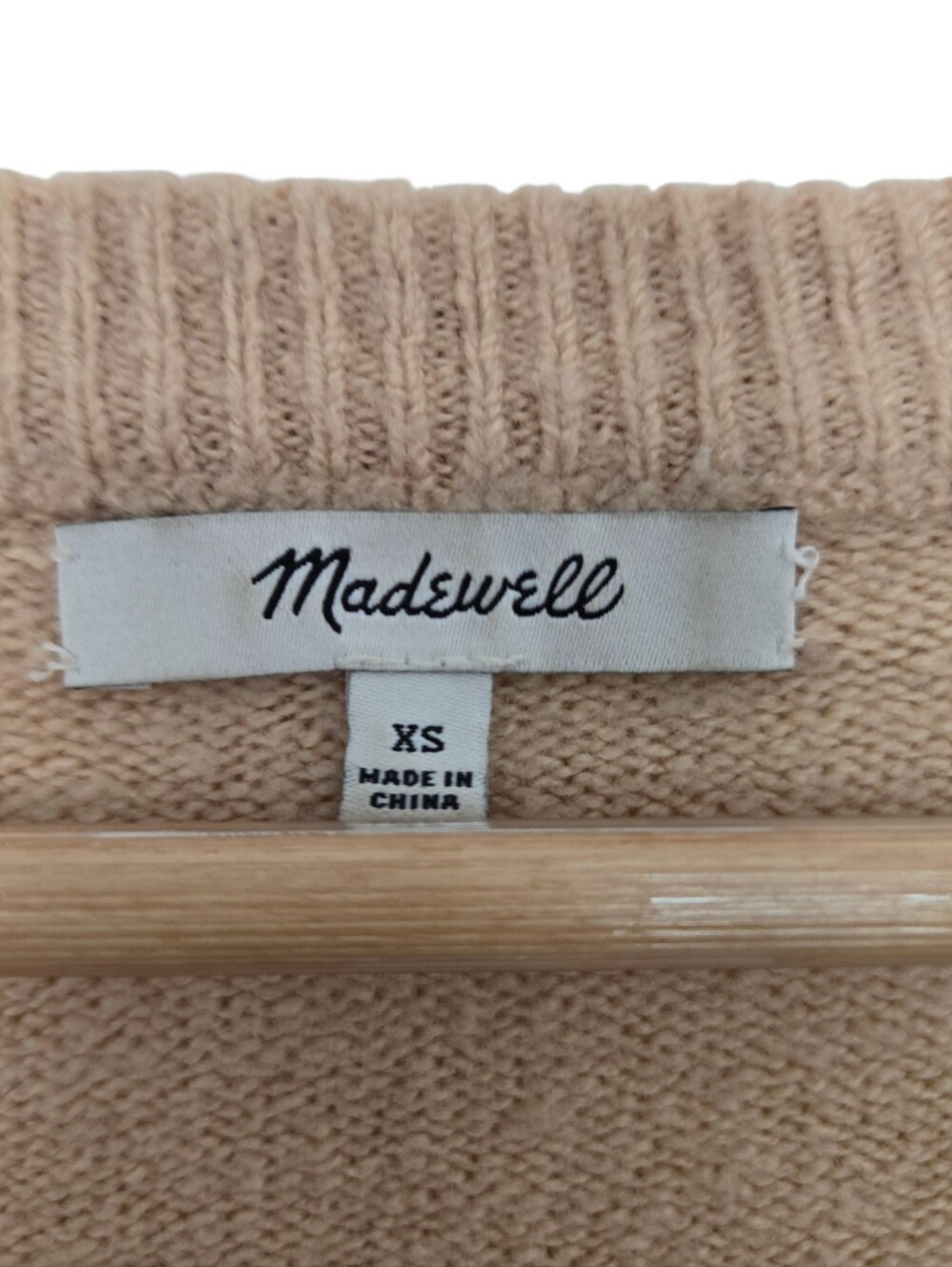 Madewell Beige Wool Blend V Neck Pullover Sweater XS Minimalist Cozy Chic - Picture 4 of 5